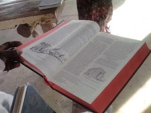 Roviana-language Bible